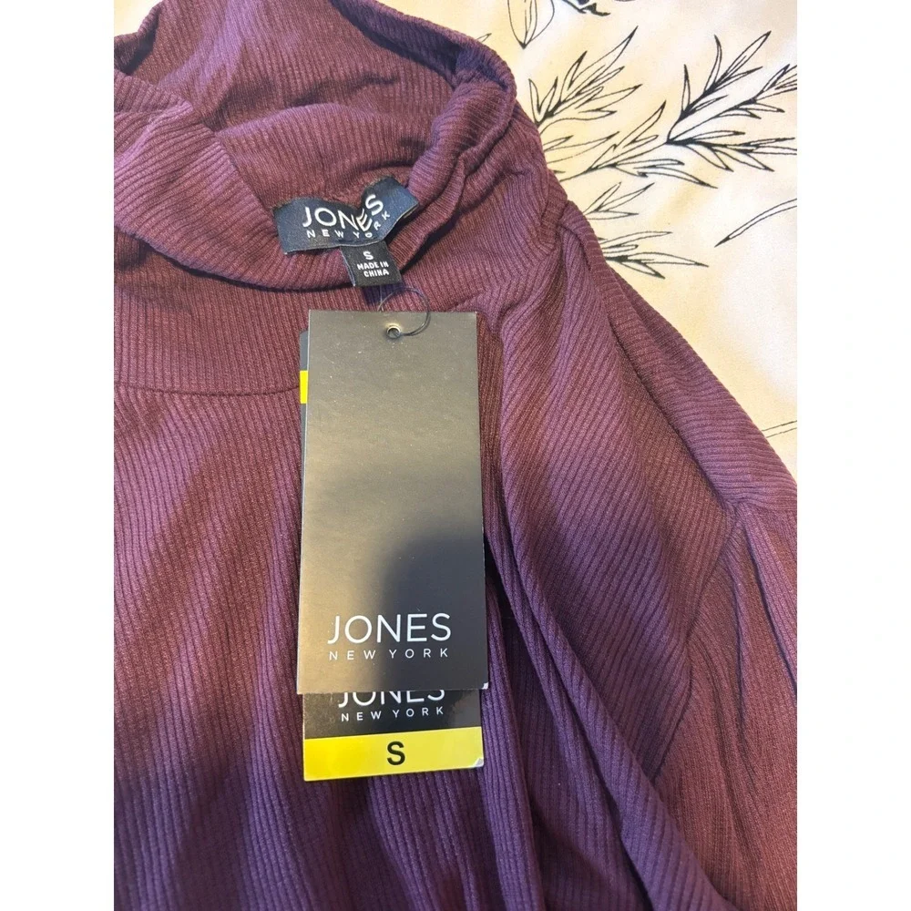 Jones New York Womens Ribbed Turtleneck Top Long Sleeve Burgundy Plum Small NWT